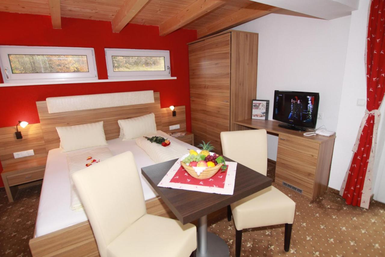 Pension Edelweiss Breitenbach am Inn Экстерьер фото