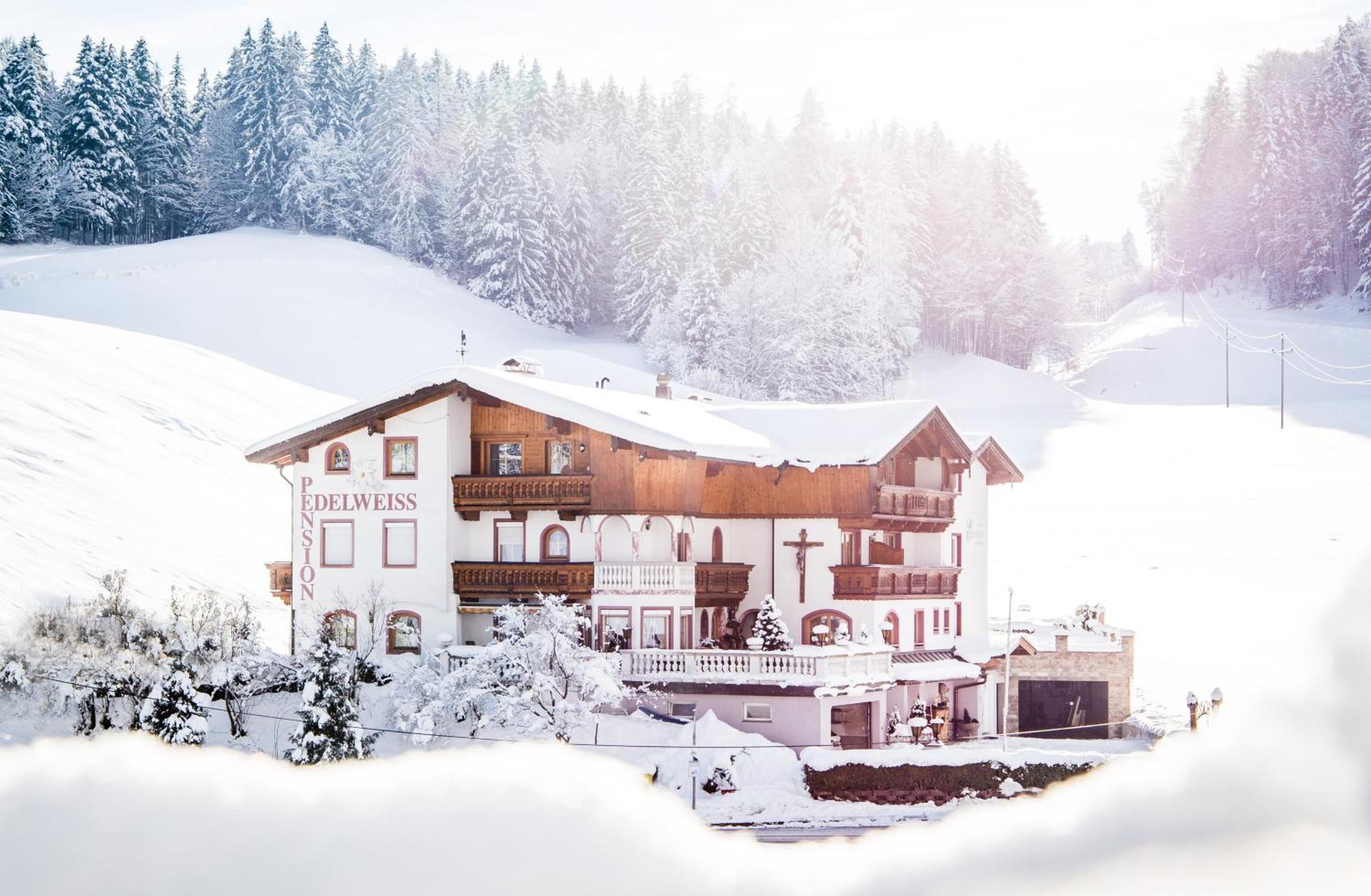 Pension Edelweiss Breitenbach am Inn Экстерьер фото