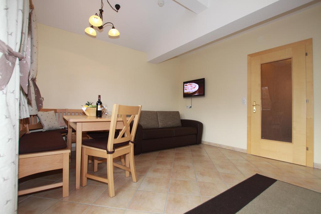 Pension Edelweiss Breitenbach am Inn Экстерьер фото