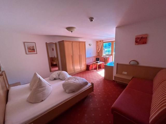 Pension Edelweiss Breitenbach am Inn Экстерьер фото
