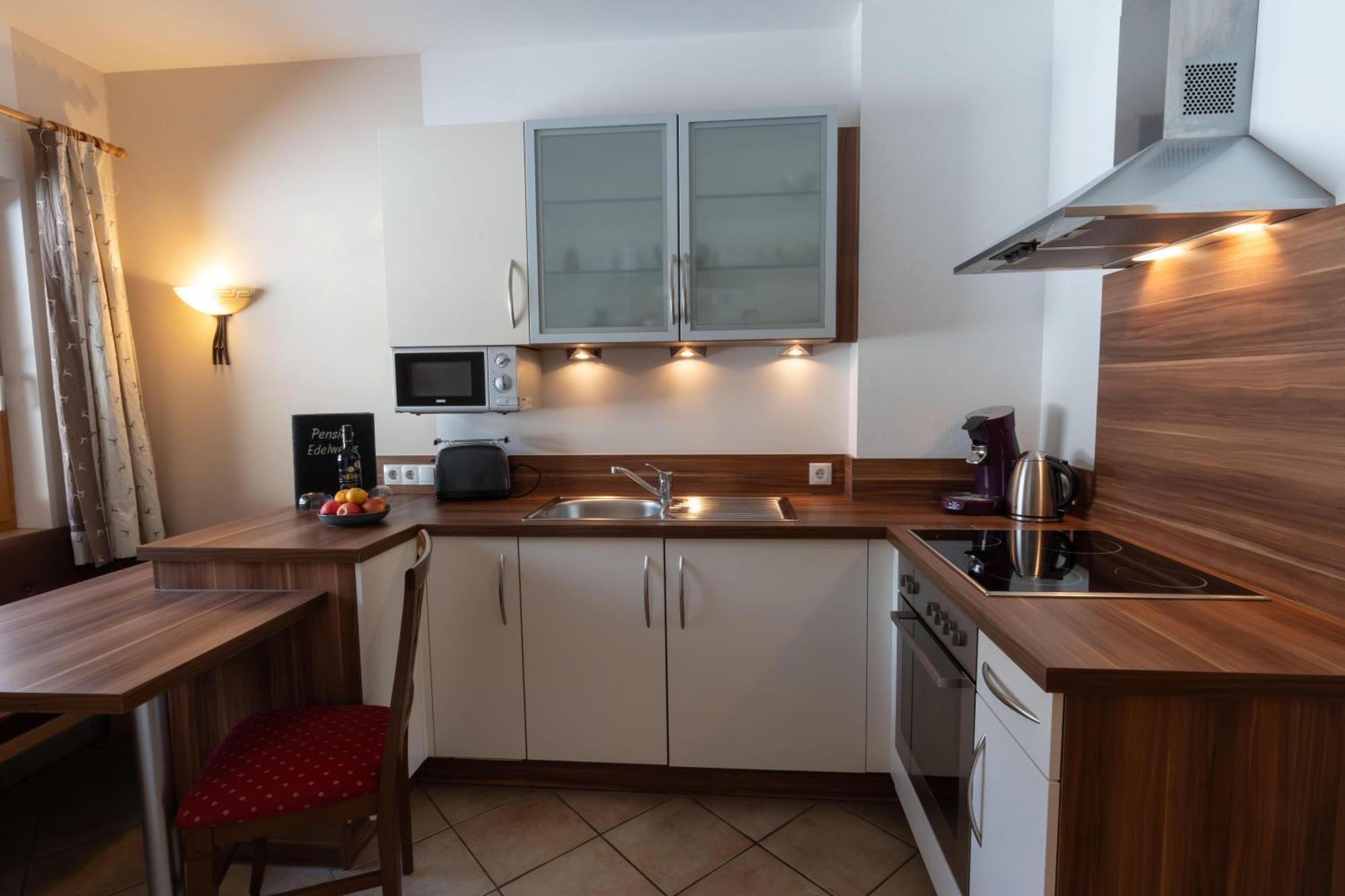 Pension Edelweiss Breitenbach am Inn Экстерьер фото