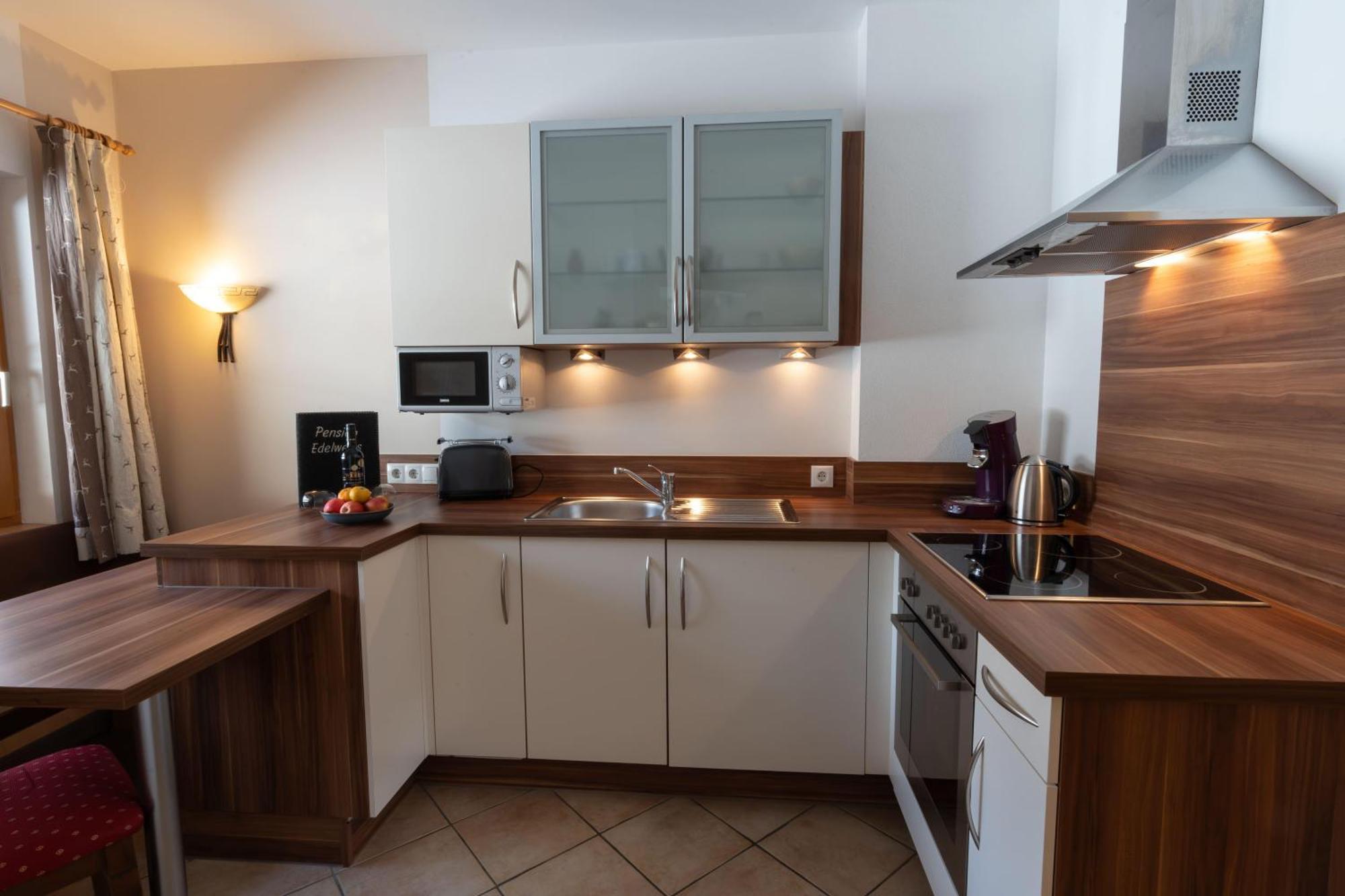 Pension Edelweiss Breitenbach am Inn Экстерьер фото