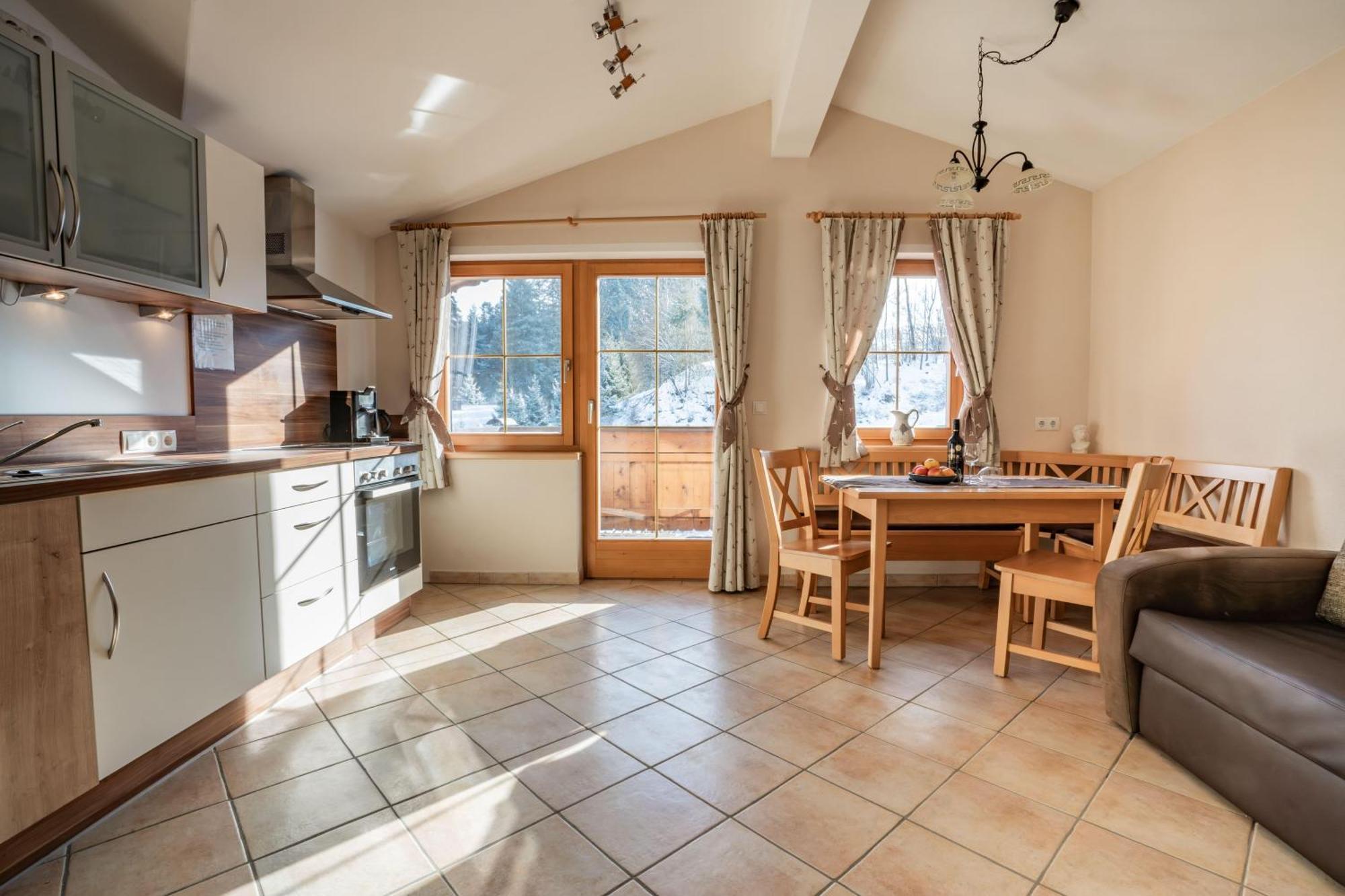 Pension Edelweiss Breitenbach am Inn Экстерьер фото