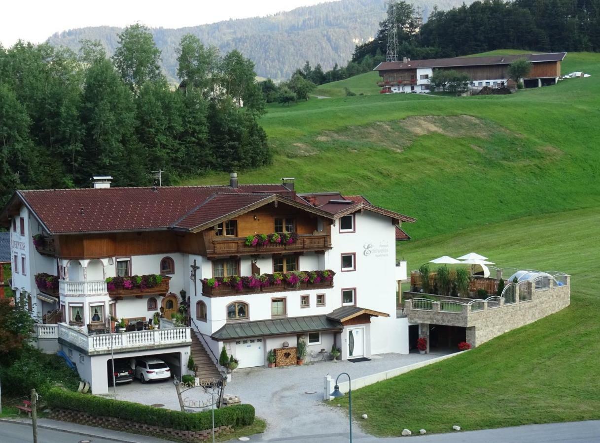 Pension Edelweiss Breitenbach am Inn Экстерьер фото